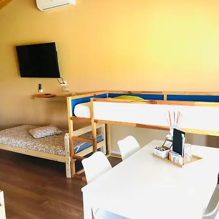 Mini Alloggi Il Vigneto Del Borgo Due Carrare