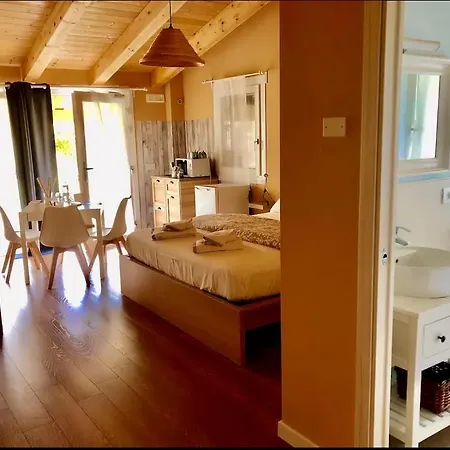 Διαμέρισμα Mini Alloggi Il Vigneto Del Borgo Due Carrare