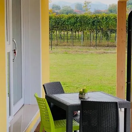 Mini Alloggi Il Vigneto Del Borgo Apartment Due Carrare